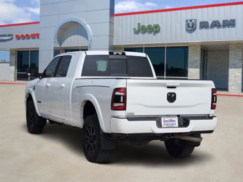Used 2022 RAM 2500 Laramie w/ Night Edition AWD/4WD image 4