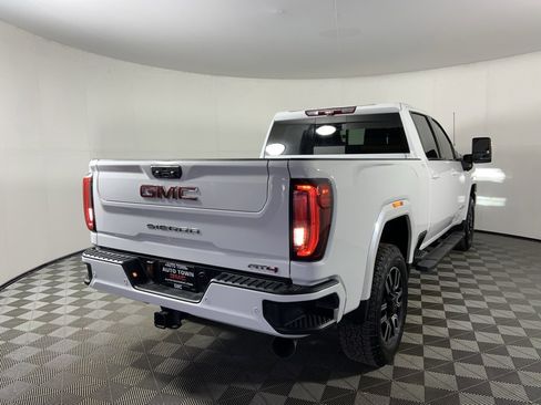 Used 2020 GMC Sierra 2500 AT4 w/ AT4 Premium Package image 3