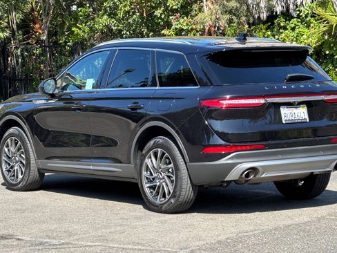 Used 2020 Lincoln Corsair FWD w/ Equipment Group 101A image 5