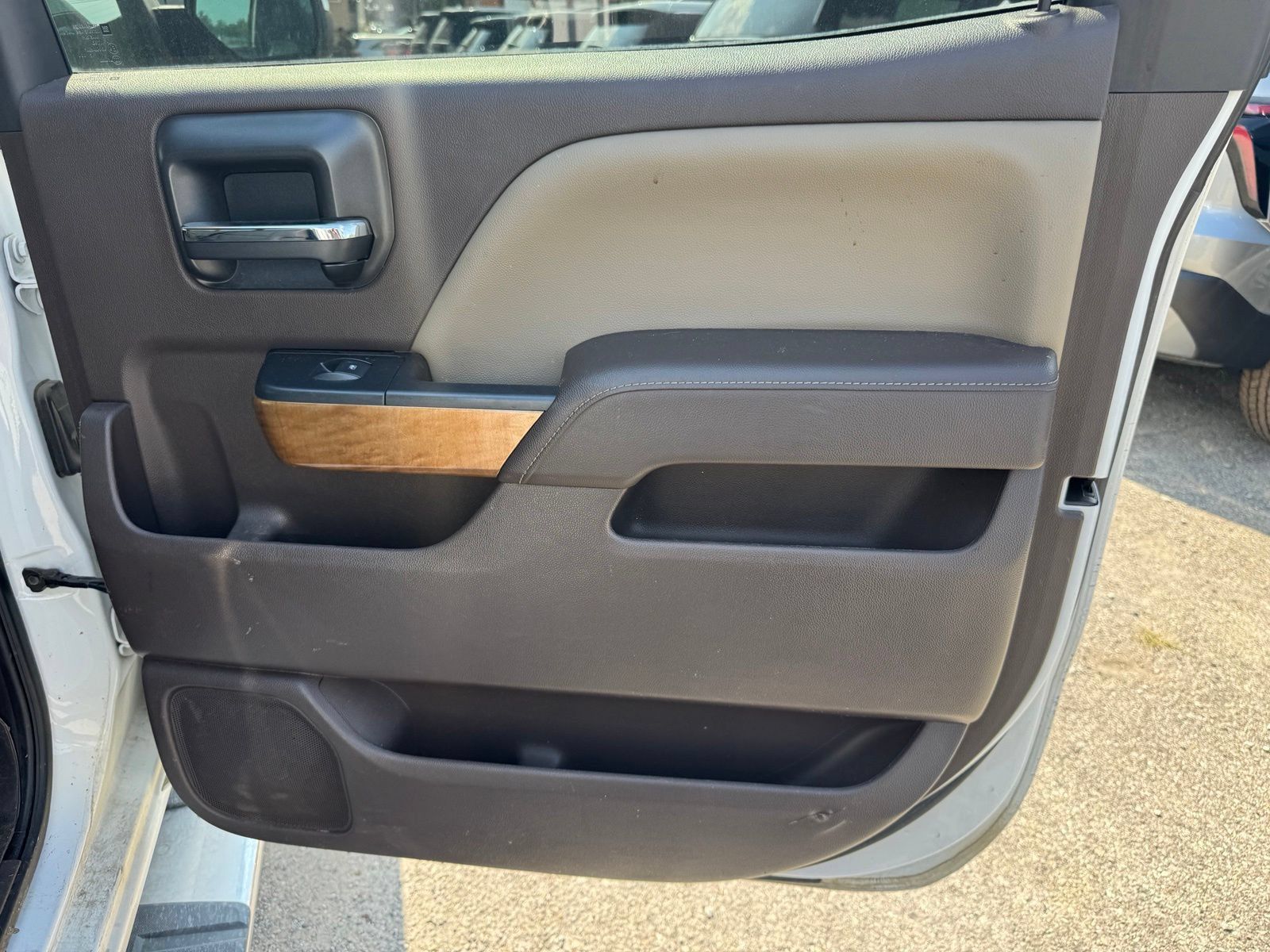 Used 2018 Chevrolet Silverado 1500 LTZ w/ Texas Edition AWD/4WD image 30