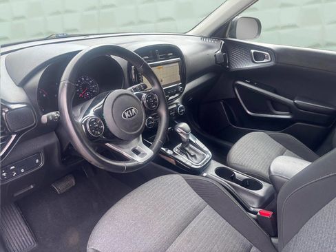 Used 2020 Kia Soul EX FWD image 11