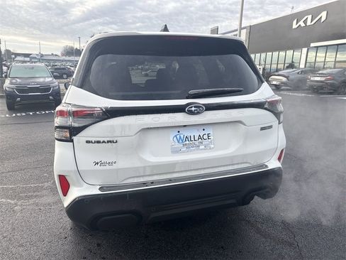 New 2025 Subaru Forester Touring image 5