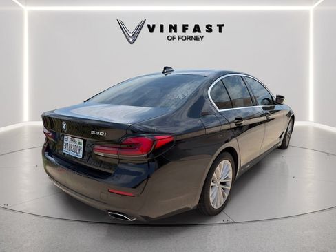 Used 2021 BMW 530i w/ Convenience Package RWD image 4