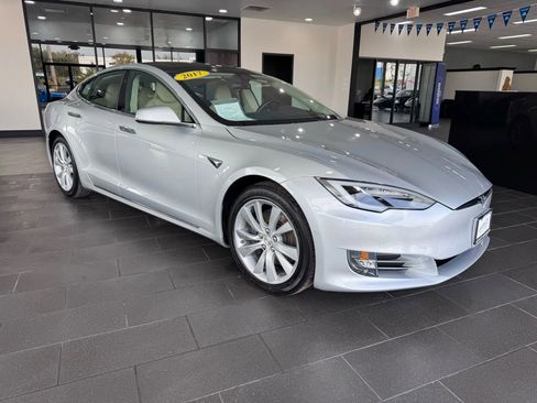 Used 2017 Tesla Model S 75D image 7