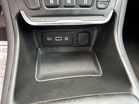 Used 2019 GMC Terrain SLE AWD/4WD image 27