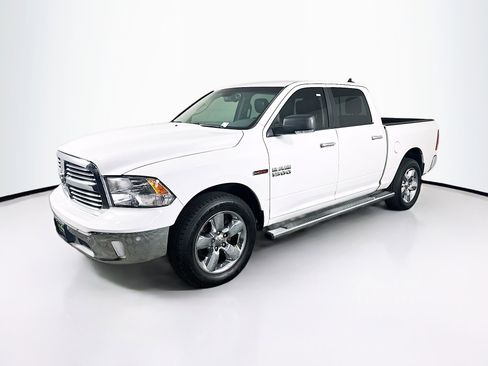 Used 2015 RAM 1500 Lone Star image 3