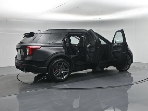 Certified 2023 Ford Explorer ST w/ Equipment Group 401A AWD/4WD image 5