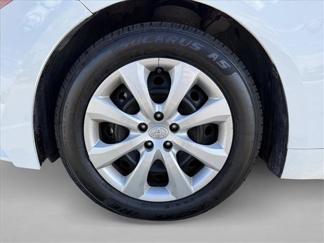 Used 2025 Toyota Corolla LE FWD image 24