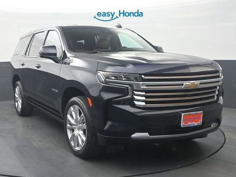 Used 2023 Chevrolet Tahoe High Country w/ Premium Package AWD/4WD image 2