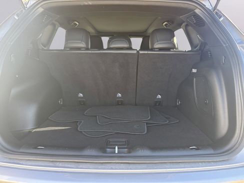 Used 2023 Jeep Compass High Altitude image 10