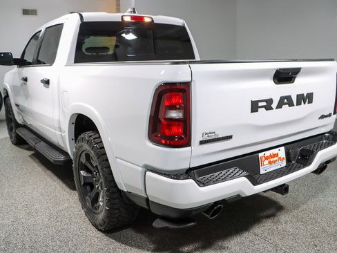 Used 2025 RAM 1500 Big Horn AWD/4WD image 10