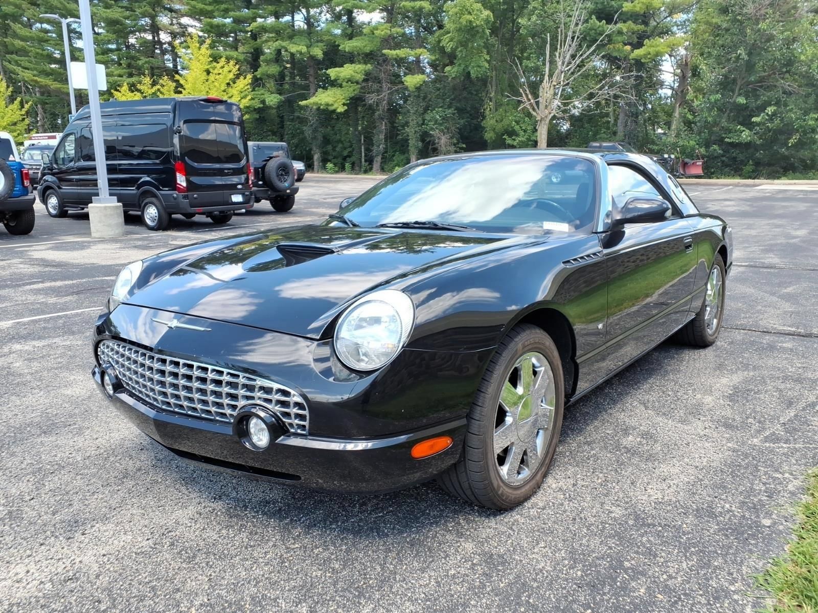 Used 2003 Ford Thunderbird RWD image 4