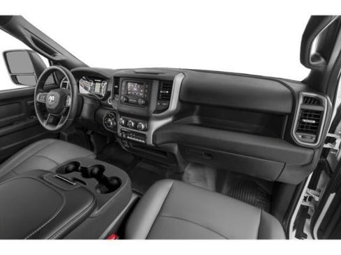 Used 2024 RAM 3500 Tradesman w/ Chrome Appearance Group AWD/4WD image 15