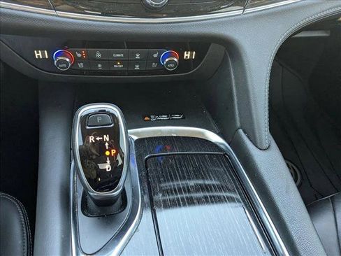 Used 2021 Buick Enclave Avenir w/ Avenir Technology Package image 14