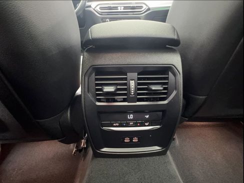 Used 2024 BMW 330i Sedan RWD image 40