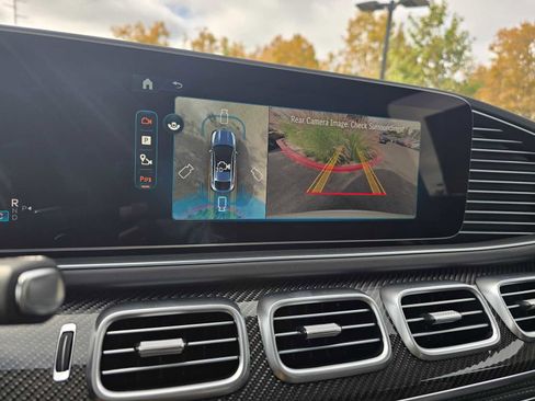 New 2026 Mercedes-Benz GLE 63 AMG S image 29