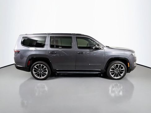 Used 2023 Jeep Wagoneer Series II w/ Premium Group I AWD/4WD image 4