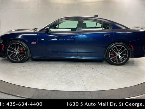 Used 2016 Dodge Charger R/T Scat Pack RWD image 2