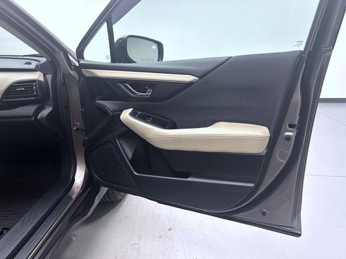 Used 2021 Subaru Outback Premium w/ Popular Package #1 image 16