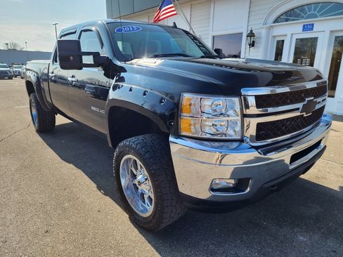 Used 2013 Chevrolet Silverado 2500 LT w/ Interior Plus Package image 3