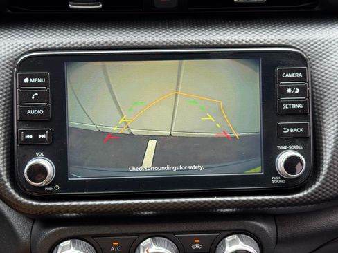 Used 2023 Nissan Kicks SV FWD image 22