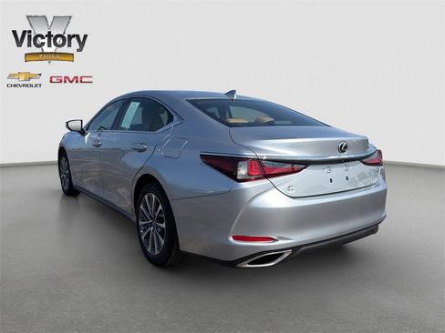Used 2024 Lexus ES 350 w/ Accessory Package (Z2) image 6