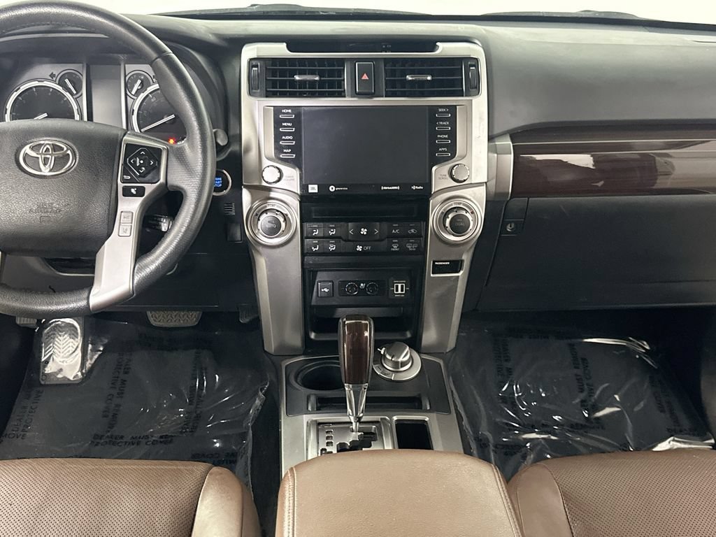 Used 2022 Toyota 4Runner Limited AWD/4WD image 21