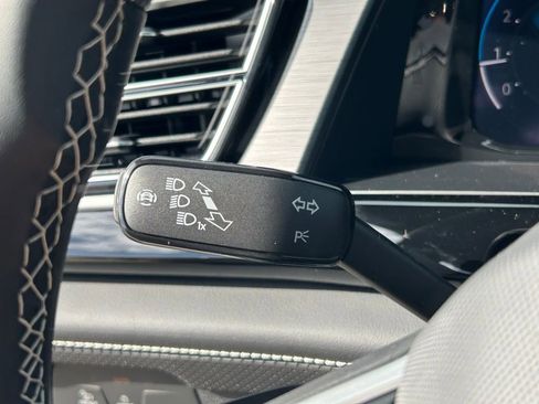 New 2026 Volkswagen Atlas Cross Sport SE FWD image 28