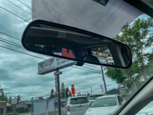 Used 2015 Honda Fit EX image 28