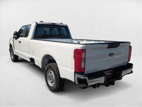 New 2026 Ford F250 XL w/ XL Chrome Package image 8