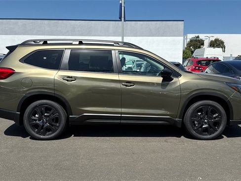 Certified 2025 Subaru Ascent Bronze Edition image 3