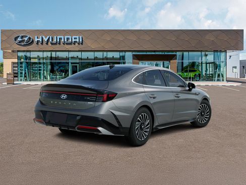 New 2026 Hyundai Sonata Limited FWD image 20
