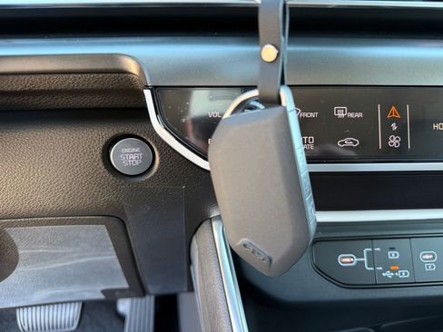 New 2026 Kia Carnival SX w/ SX Dark Edition Package FWD image 30