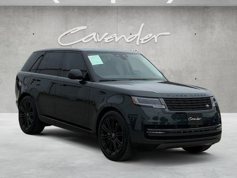 Used 2024 Land Rover Range Rover SE AWD/4WD image 2