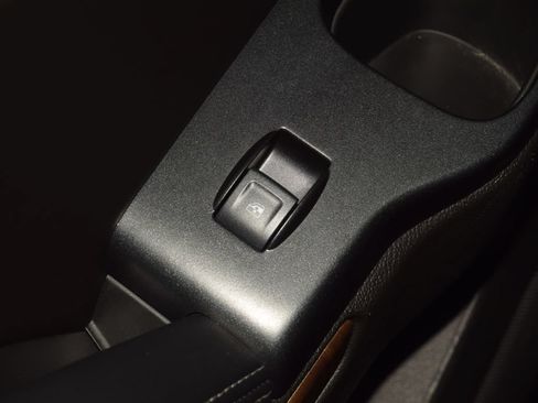 Used 2019 Chevrolet Tahoe LT w/ Z71 Midnight Edition AWD/4WD image 46
