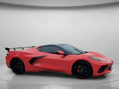 Used 2021 Chevrolet Corvette Stingray Coupe w/ 1LT RWD image 35