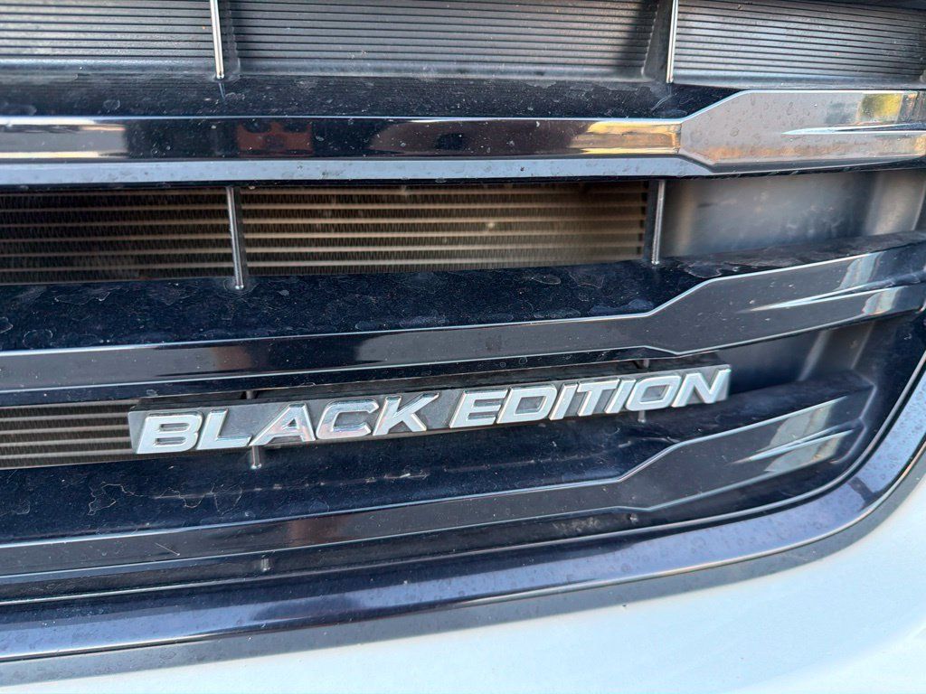 Used 2023 Honda Ridgeline Black Edition image 4