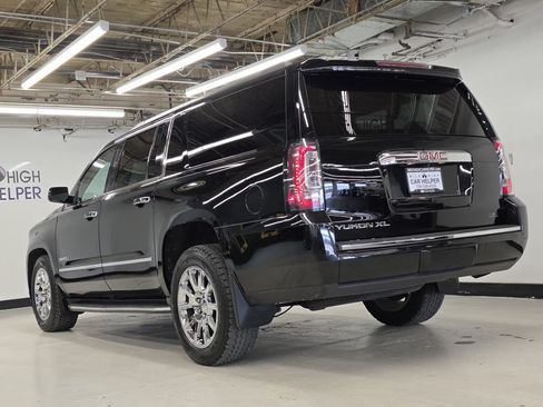 Used 2016 GMC Yukon XL Denali w/ Open Road Package AWD/4WD image 12