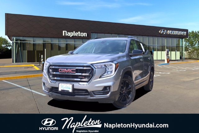 Used 2023 GMC Terrain AT4 AWD/4WD image 1