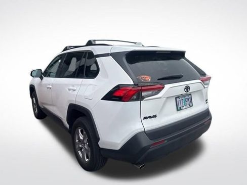 Used 2023 Toyota RAV4 XLE w/ Convenience Package image 3