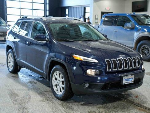 Used 2016 Jeep Cherokee Latitude w/ Safety/Convenience Group image 3