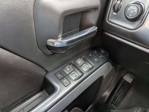 Used 2018 Chevrolet Silverado 1500 LT w/ All Star Edition AWD/4WD image 57