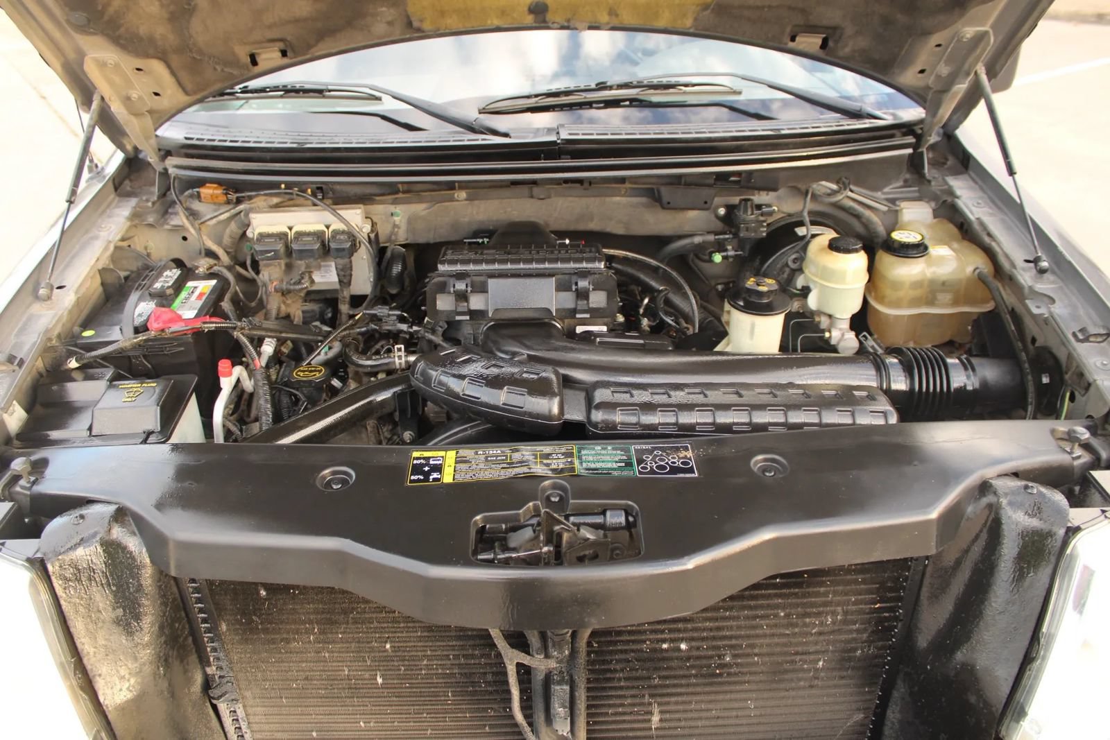 Used 2004 Ford F150 Lariat RWD image 27