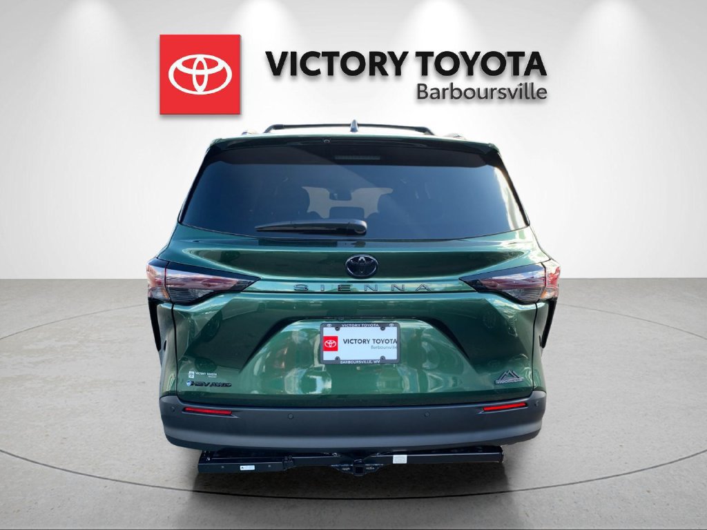 New 2026 Toyota Sienna XLE Woodland Edition AWD/4WD image 4