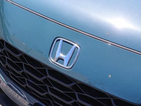 Used 2024 Honda HR-V LX image 16