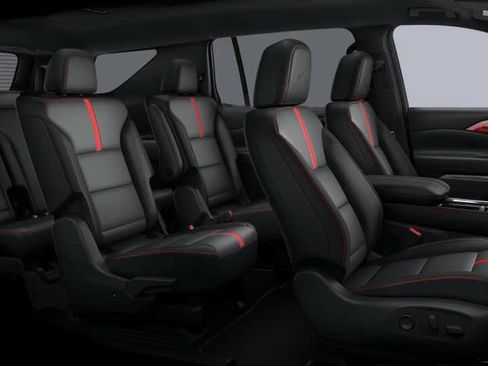 New 2026 Chevrolet Traverse RS FWD image 32