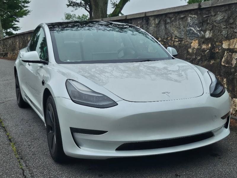 Used 2023 Tesla Model 3 Standard Range RWD image 11