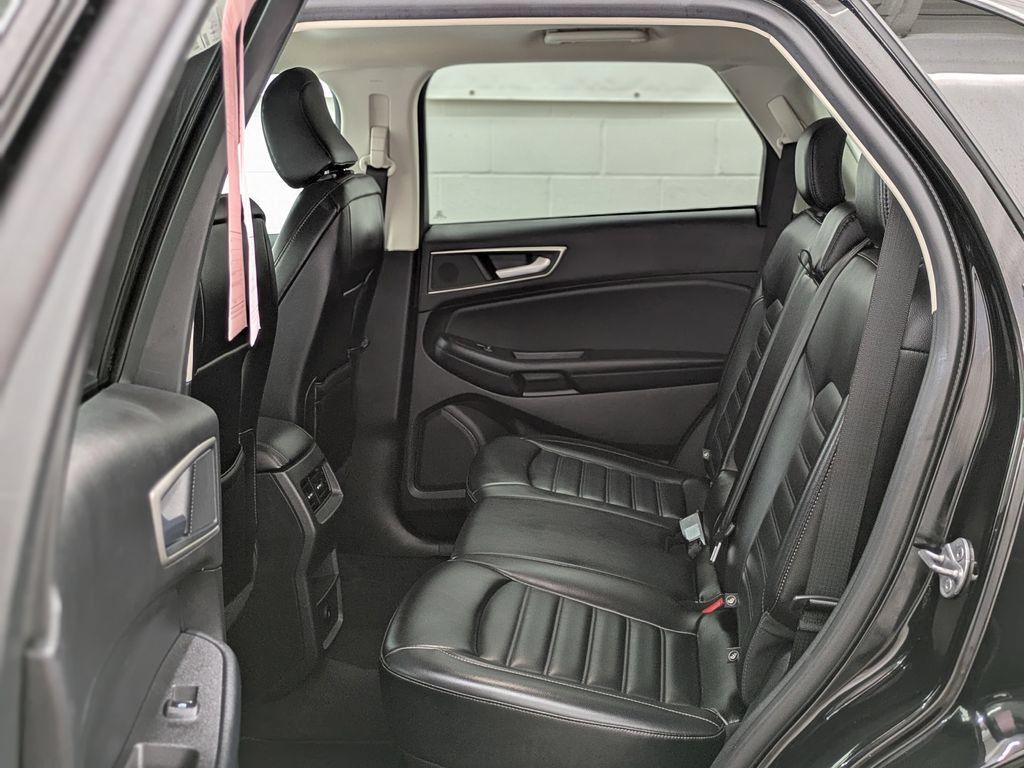 Used 2024 Ford Edge SEL AWD/4WD image 20