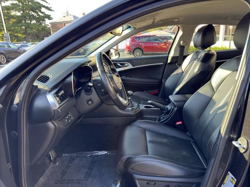 Used 2019 Genesis G70 2.0T Sport image 20