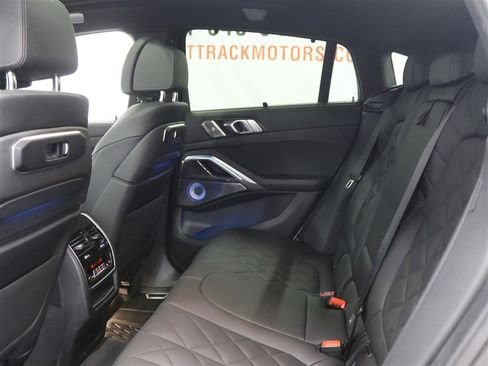 Used 2024 BMW X6 M60i AWD/4WD image 21